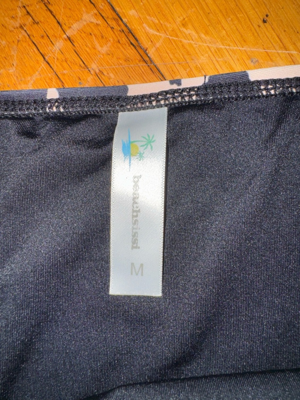 Beachsissi Women’s Animal Print Bikini Bottoms Size Medium - Picture 3 of 4